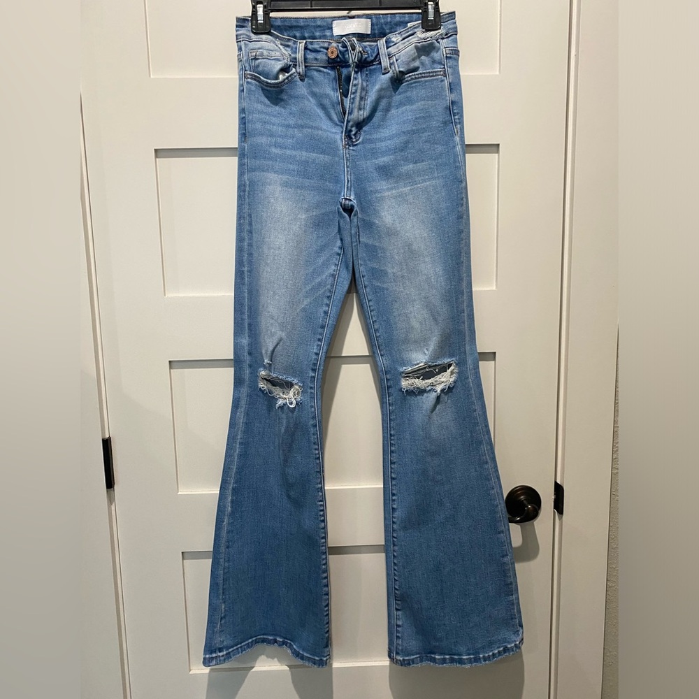 Vervet Blue Women’s High Waist, Flare Jeans, Size 26